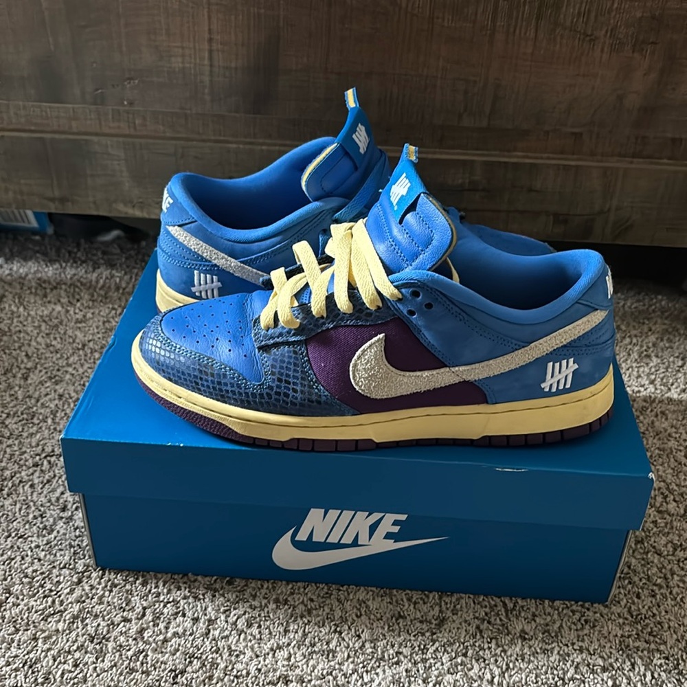 Undefeated Dunks